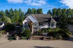 31542 HWY 2A  Rural Mountain View County, AB T0M 0W0