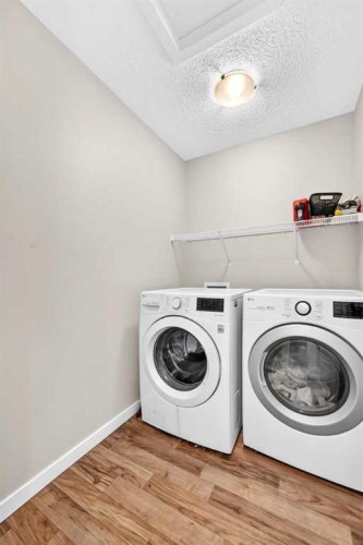 329 Seton Circle Se, Calgary, AB 