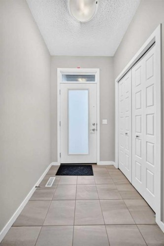 329 Seton Circle Se, Calgary, AB 