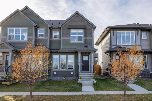251 Chinook Gate Boulevard SW Airdrie, AB T4B 5J4