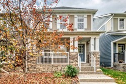 139 89 Street SW Calgary, AB T3H 0M4