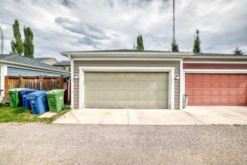139 89 Street Sw, Calgary, AB 