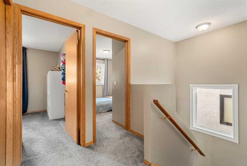 54 Deerview Terrace Se, Calgary, AB 