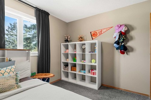 54 Deerview Terrace Se, Calgary, AB 