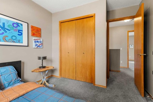 54 Deerview Terrace Se, Calgary, AB 