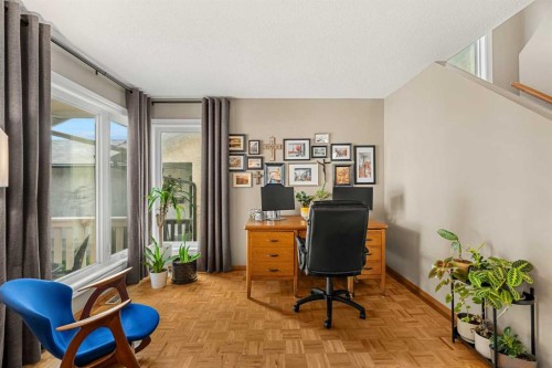 54 Deerview Terrace Se, Calgary, AB 
