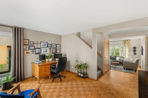 54 Deerview Terrace Se, Calgary, AB 