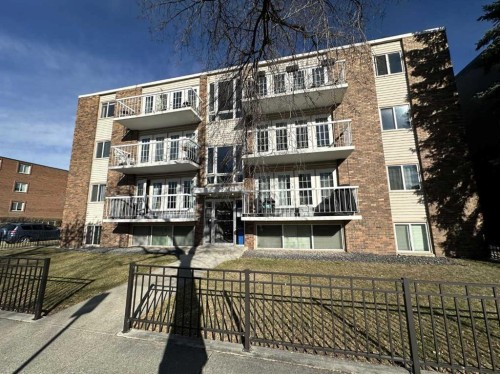 204-1534 15 Avenue SW Calgary, AB T3C 0X9