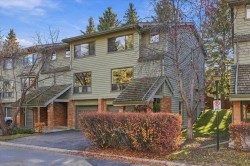 512 Point Mckay Grove NW Calgary, AB T3B 5C5
