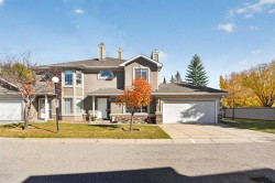 302 Mt Mckenzie Gardens SE Calgary, AB T2Z 2P9