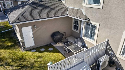 302 Mt Mckenzie Gardens Se, Calgary, AB 
