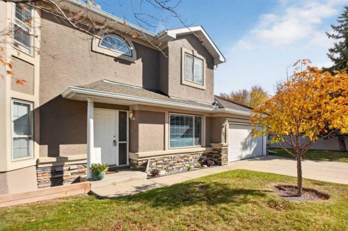 302 Mt Mckenzie Gardens Se, Calgary, AB 