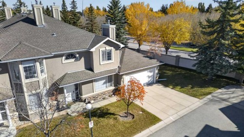 302 Mt Mckenzie Gardens Se, Calgary, AB 