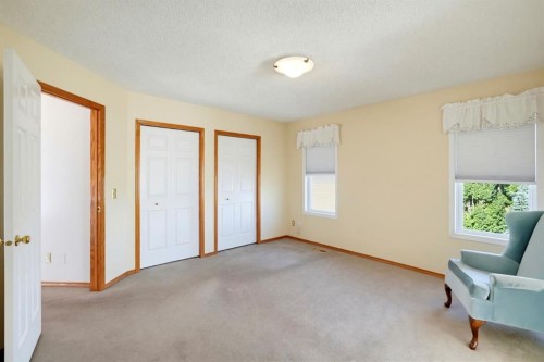 534 Bridlecreek Green Sw, Calgary, AB 