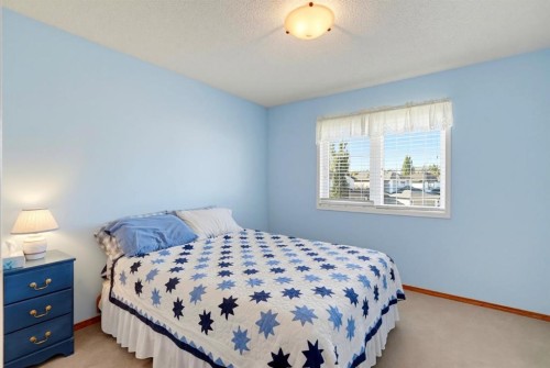 534 Bridlecreek Green Sw, Calgary, AB 