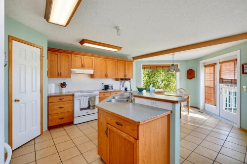 534 Bridlecreek Green Sw, Calgary, AB 