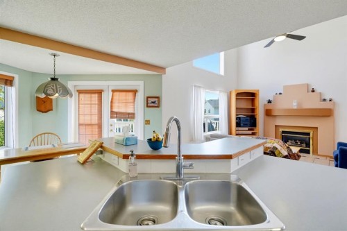 534 Bridlecreek Green Sw, Calgary, AB 
