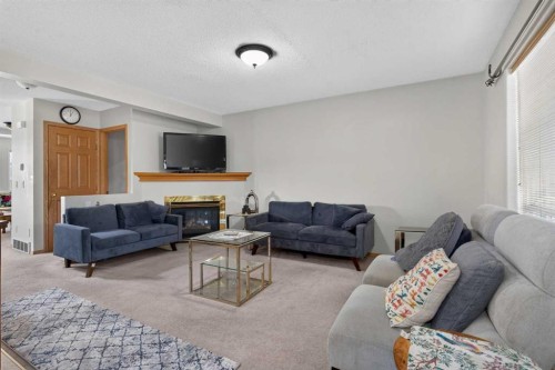 52 Citadel Forest Close Nw, Calgary, AB 