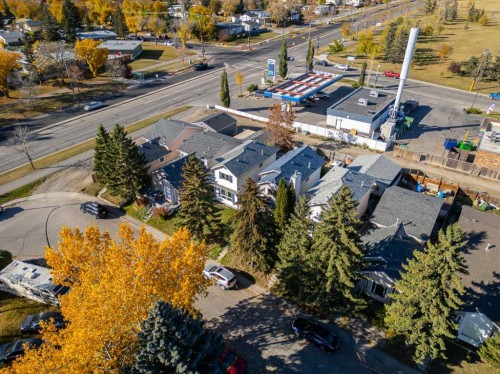 70 Dovercliffe Way, Calgary, AB 