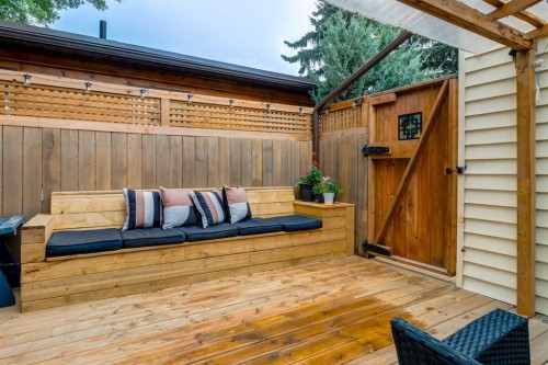 36 Hudson Road Nw, Calgary, AB 