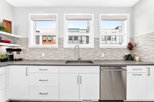 16 Lebel Crescent Nw, Calgary, AB 