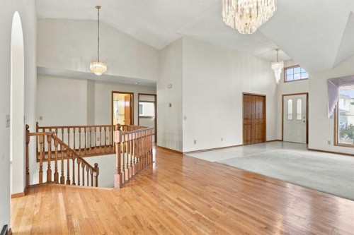 51 Edgebrook Circle Nw, Calgary, AB 