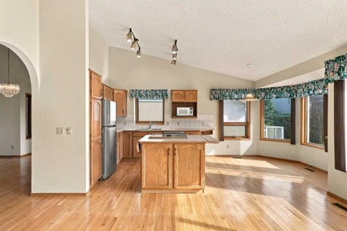 51 Edgebrook Circle Nw, Calgary, AB 