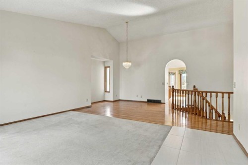 51 Edgebrook Circle Nw, Calgary, AB 