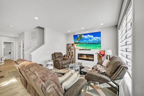 213 Walgrove Boulevard Se, Calgary, AB 