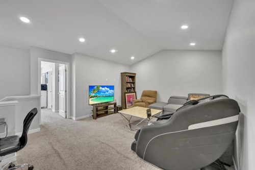 213 Walgrove Boulevard Se, Calgary, AB 
