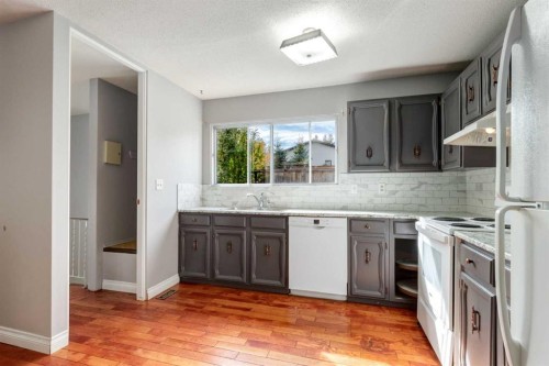 3147 Palliser Drive Sw, Calgary, AB 