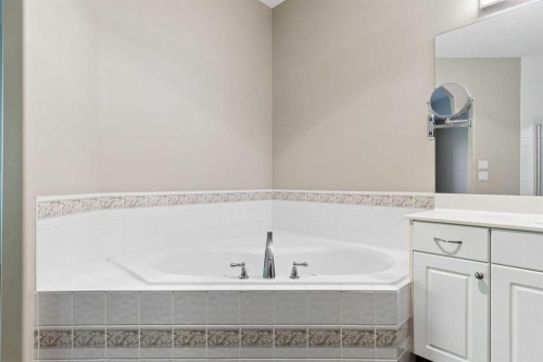 73 Hampstead Green Nw, Calgary, AB 