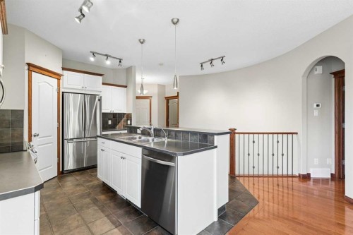 73 Hampstead Green Nw, Calgary, AB 