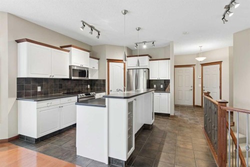 73 Hampstead Green Nw, Calgary, AB 