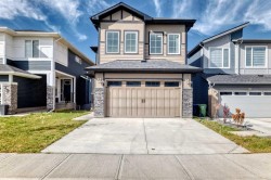 300 Carringvue Place NW Calgary, AB T3P 2A5
