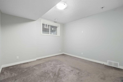 232 Nolancrest Heights Nw, Calgary, AB 