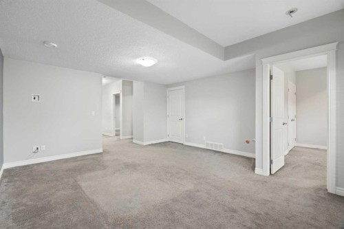 232 Nolancrest Heights Nw, Calgary, AB 