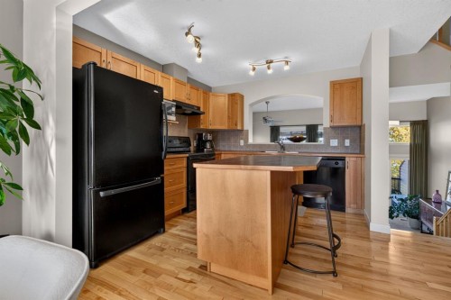 78 Eversyde Park Sw, Calgary, AB 