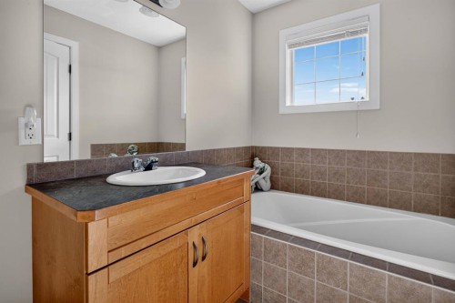 78 Eversyde Park Sw, Calgary, AB 