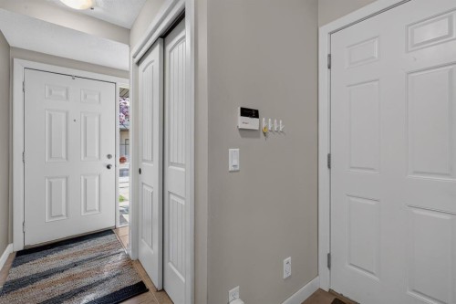 78 Eversyde Park Sw, Calgary, AB 