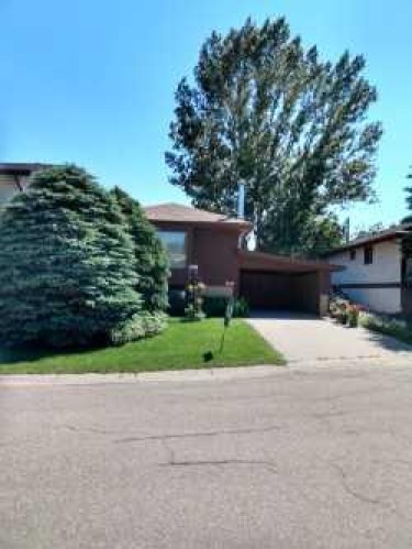 100 Doverglen Crescent Se, Calgary, AB 