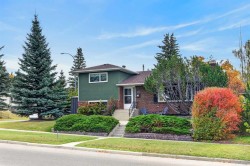 4124 19 Street NW Calgary, AB T2L 2B6