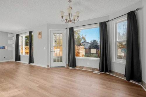 141 Shannon Square Sw, Calgary, AB 