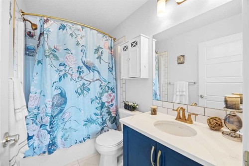 4381 Seton Drive Se, Calgary, AB 