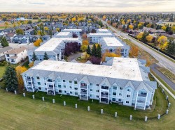 112-1112 Valleyview Park SE Calgary, AB T2B 3R6
