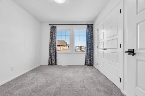 91 Walcrest Way Se, Calgary, AB 