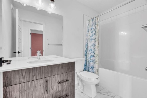 91 Walcrest Way Se, Calgary, AB 