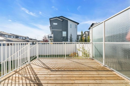 91 Walcrest Way Se, Calgary, AB 