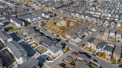 91 Walcrest Way Se, Calgary, AB 