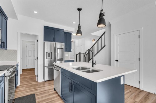 91 Walcrest Way Se, Calgary, AB 